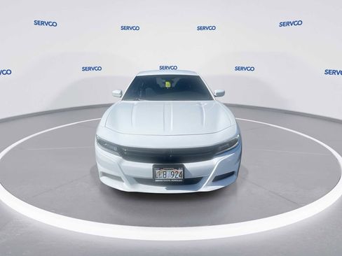 Used 2021 Dodge Charger SXT w/ Leather Interior Group image 3