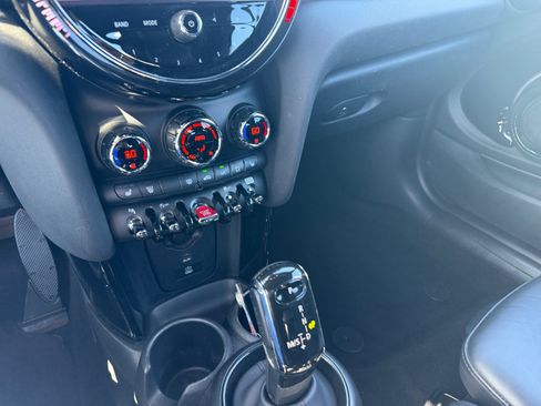 Used 2023 MINI Cooper S FWD image 13