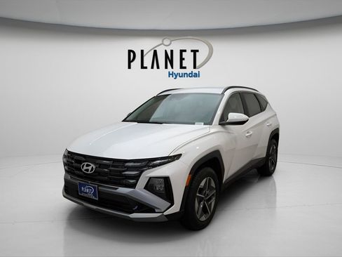 New 2026 Hyundai Tucson SEL image 2