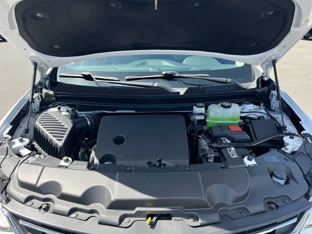 Used 2021 Chevrolet Traverse RS FWD image 31