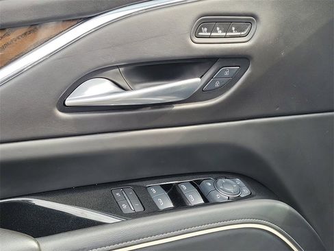 Used 2024 Cadillac Escalade Sport Platinum w/ LPO, ONYX Package image 24