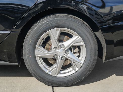 Used 2023 Hyundai Sonata SE FWD image 10