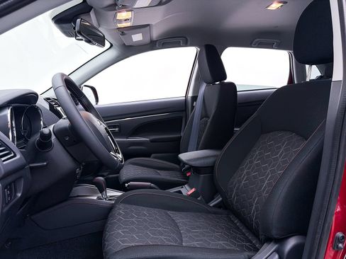 New 2026 Mitsubishi Outlander Sport LE AWD/4WD image 9