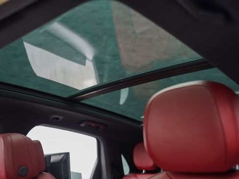 Used 2020 Porsche Cayenne image 33