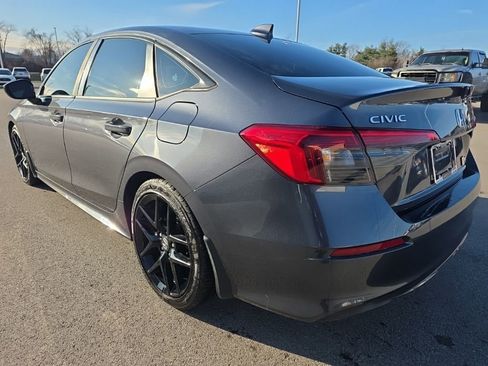 Used 2022 Honda Civic Sport image 7