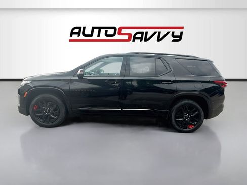 Used 2023 Chevrolet Traverse Premier w/ Redline Edition FWD image 4