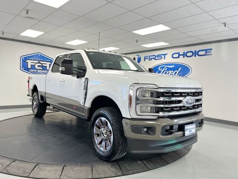 New 2026 Ford F350 4x4 Crew Cab Super Duty image 2