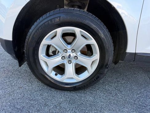 Used 2013 Ford Edge SEL FWD image 29