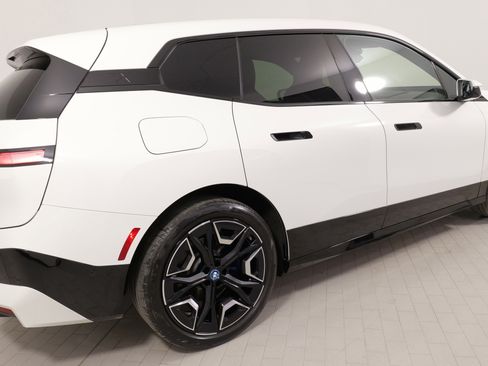 Used 2024 BMW iX xDrive50 w/ Sport Package image 12