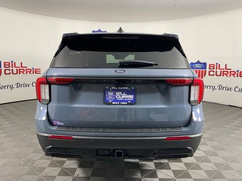 New 2026 Ford Explorer ST-Line w/ ST-Line Street Pack RWD image 4