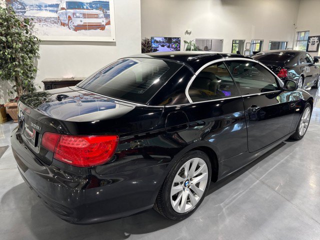 Used 2011 BMW 328i Convertible RWD image 2