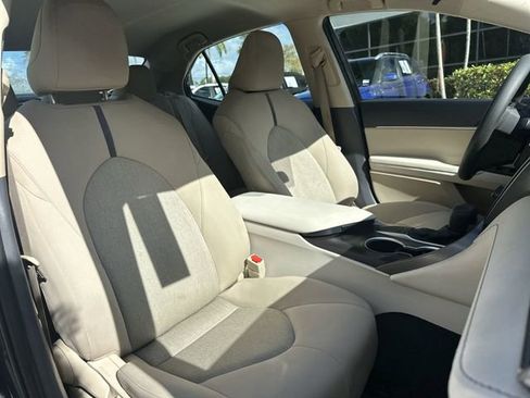 Used 2024 Toyota Camry LE FWD image 30