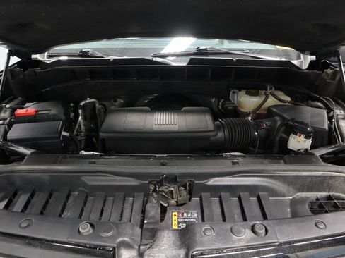 Used 2023 Chevrolet Silverado 1500 High Country w/ Technology Package AWD/4WD image 16