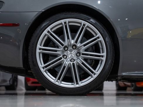 Used 2010 Aston Martin DBS image 43