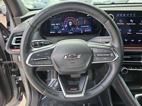 Used 2024 Chevrolet Traverse Z71 w/ LPO, Floor Liner Package AWD/4WD image 31