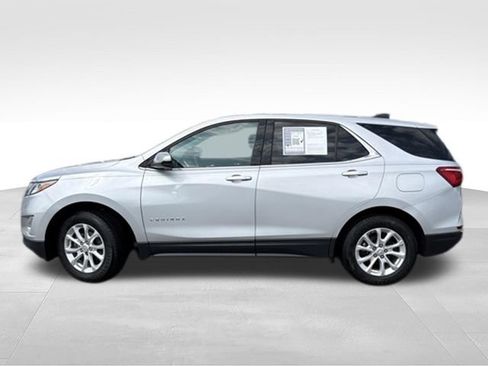 Used 2018 Chevrolet Equinox LT AWD/4WD image 2