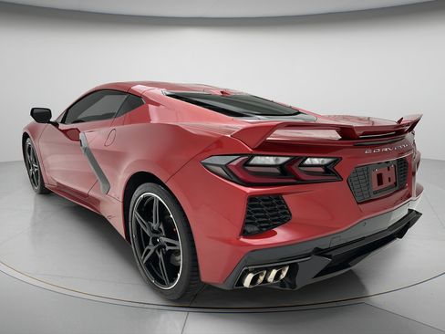 Used 2024 Chevrolet Corvette Stingray Preferred Cpe w/ Z51 Performance Package RWD image 5