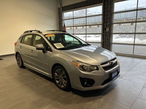 Used 2013 Subaru Impreza 2.0i Sport Premium image 11