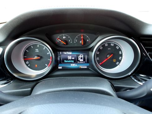 Used 2018 Buick Regal Preferred w/ Driver Confidence Package #1 image 18