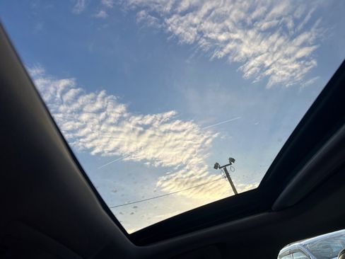 Used 2015 Lexus IS 250 image 16