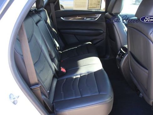 Used 2019 Cadillac XT5 Platinum image 13