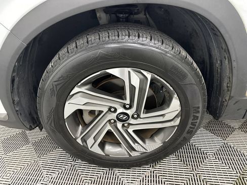 Used 2021 Hyundai Santa Fe SE FWD image 11