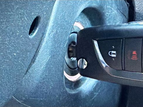 Used 2020 Toyota RAV4 LE image 33