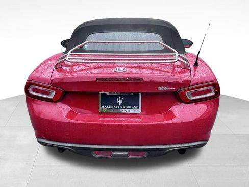 Used 2018 FIAT 124 Spider Classica image 34