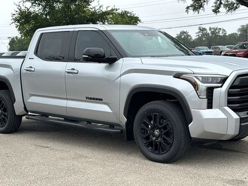 New 2026 Toyota Tundra Limited AWD/4WD image 3
