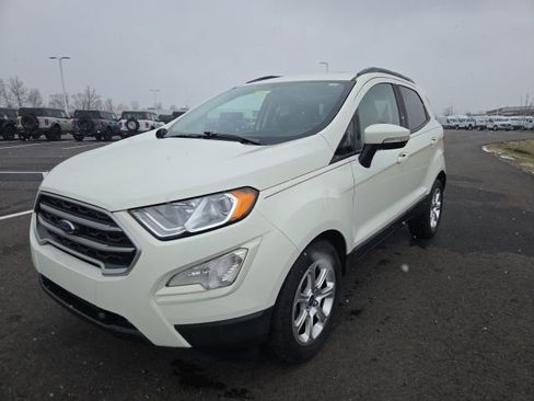 Used 2019 Ford EcoSport SE w/ SE Convenience Package image 2