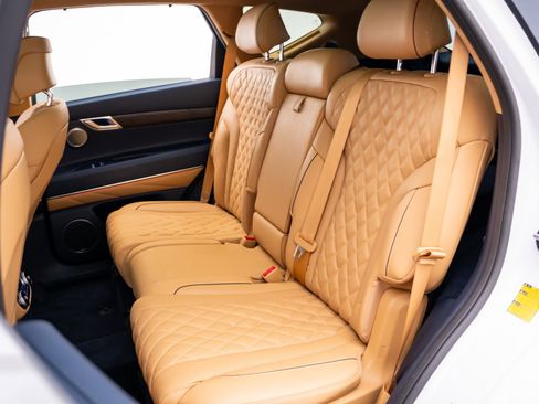 Used 2023 Genesis GV80 3.5T w/ Prestige Package image 15