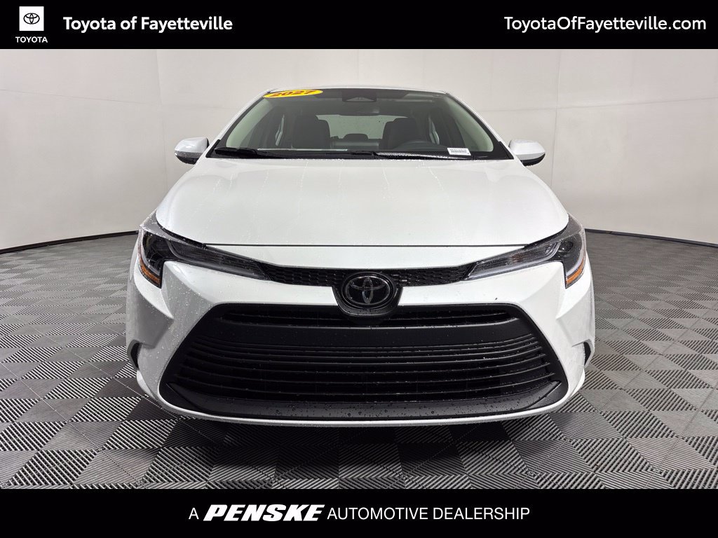 Used 2027 Toyota Corolla LE FWD image 7
