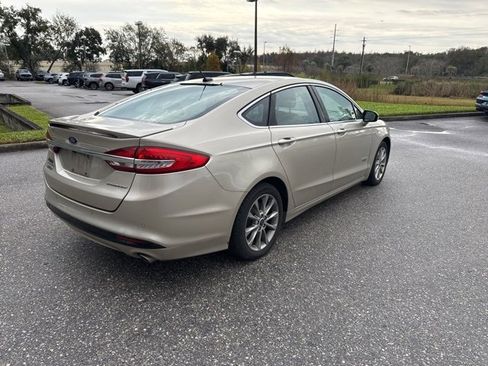 Used 2017 Ford Fusion Energi Titanium image 5