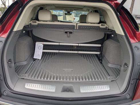 New 2026 Cadillac XT5 Premium Luxury w/ Driver Assist Package image 13