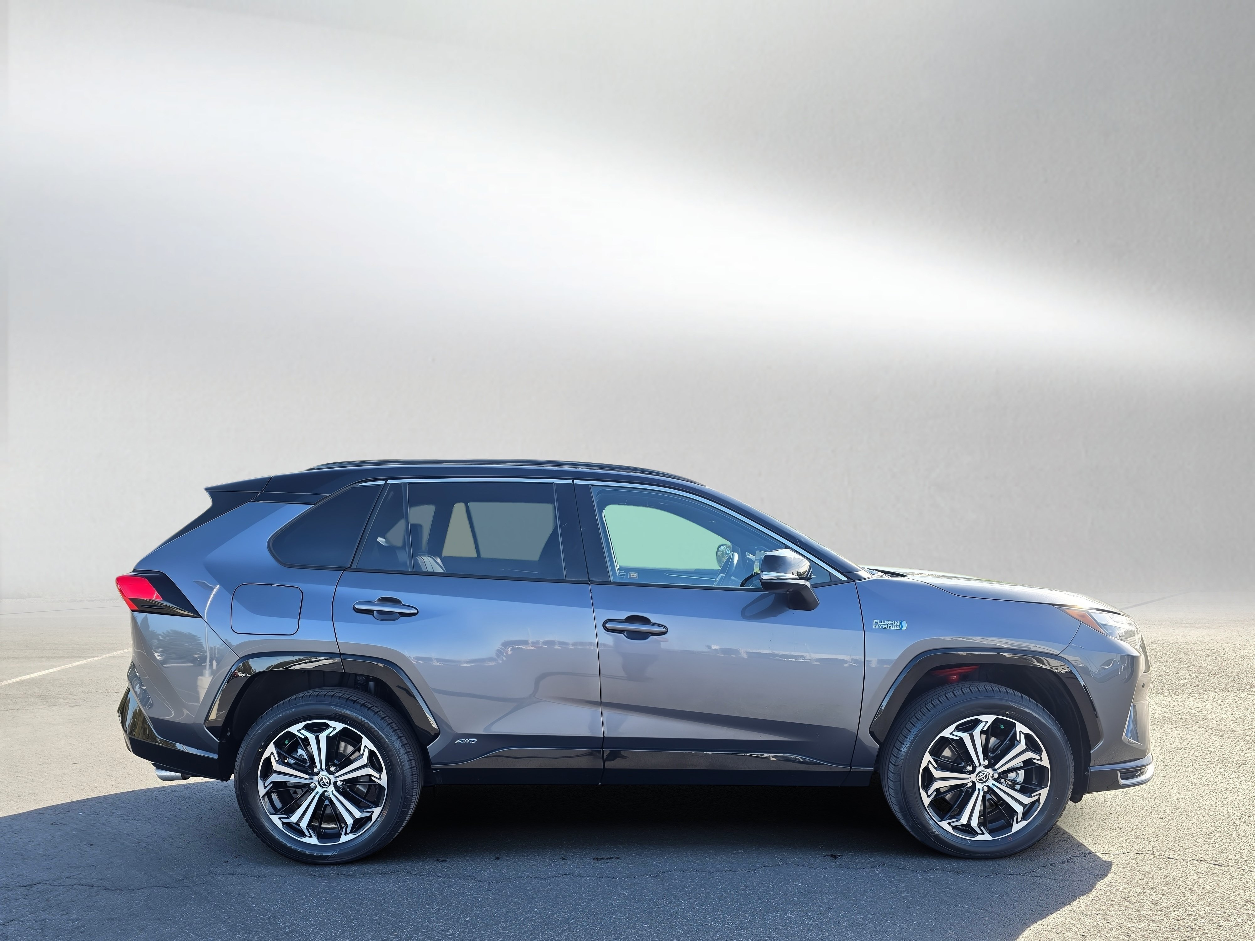 Certified 2023 Toyota RAV4 XSE w/ Premium Package AWD/4WD image 6