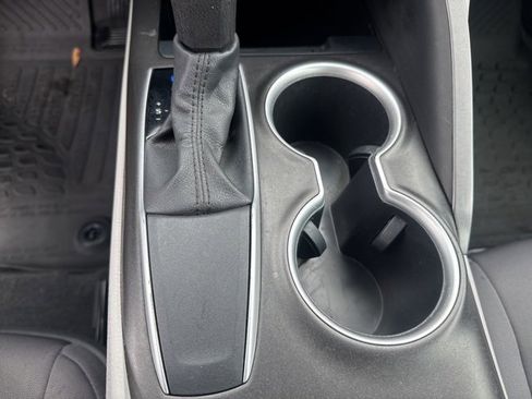 Used 2021 Toyota Camry LE image 26