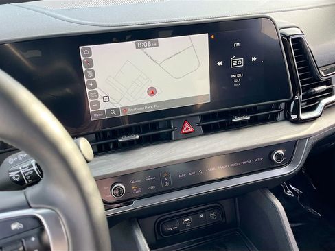 Used 2024 Kia Sportage X-Line image 13