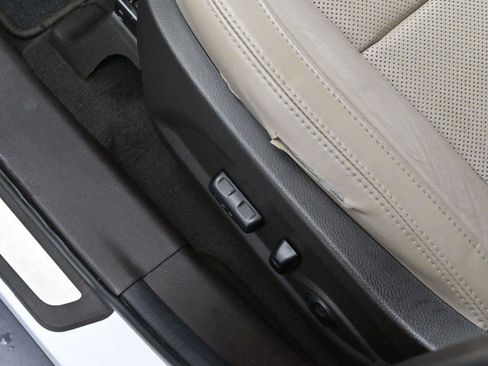 Used 2017 Hyundai Santa Fe Sport w/ 2.4L Tech Package 04 image 13