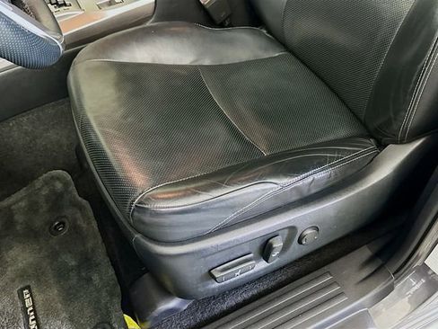 Used 2016 Toyota 4Runner Limited image 22