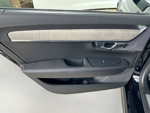Used 2023 Volvo S90 B6 Ultimate w/ Lounge Package AWD/4WD image 33