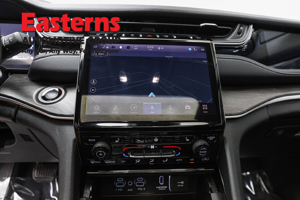 Used 2023 Jeep Grand Cherokee 4WD 4xe image 13