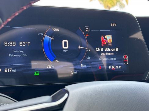 New 2025 Chevrolet Blazer EV RS image 24