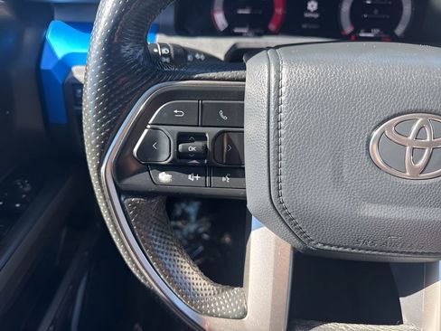 Used 2024 Toyota Tacoma TRD Off-Road image 14