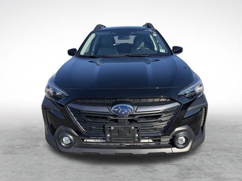 Certified 2025 Subaru Outback Premium image 2