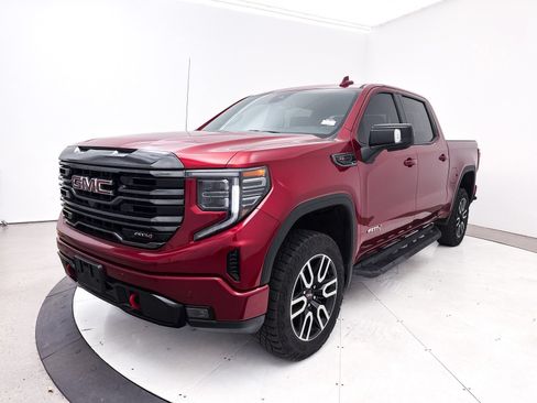 Used 2023 GMC Sierra 1500 AT4 w/ AT4 Preferred Package AWD/4WD image 31