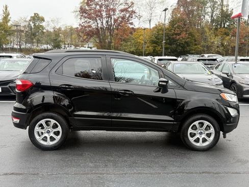 Used 2021 Ford EcoSport SE image 9