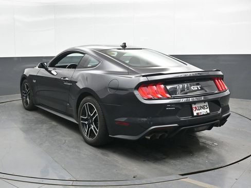 Used 2022 Ford Mustang GT Premium RWD image 9