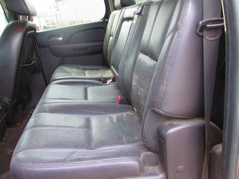 Used 2009 Chevrolet Silverado 1500 LTZ w/ LTZ Plus Package AWD/4WD image 11
