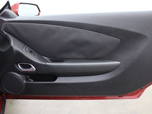 Used 2015 Chevrolet Camaro SS w/ Rear Vision Package image 16