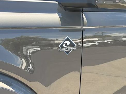 New 2026 Ford Bronco Outer Banks AWD/4WD image 11